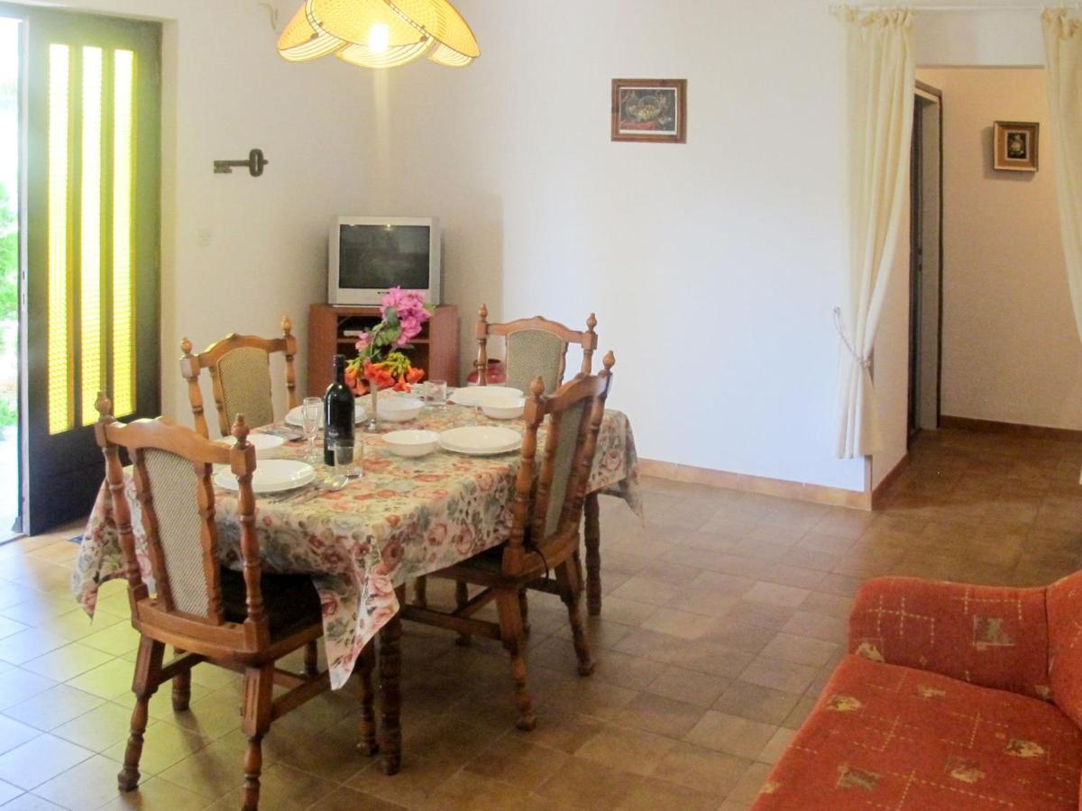 לאבין Apartment Violetta - Lbn201 By Interhome מראה חיצוני תמונה